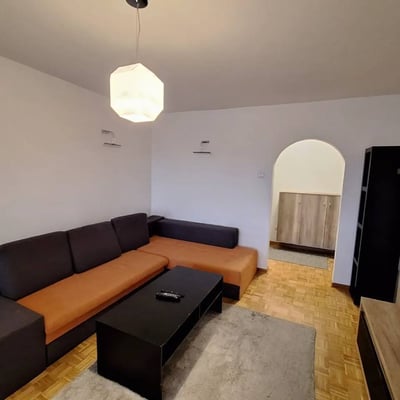 Rent of a spacious 3-room apartment, 94 m², New Belgrade, Serbia
